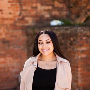 Meet your Posher, Tyra